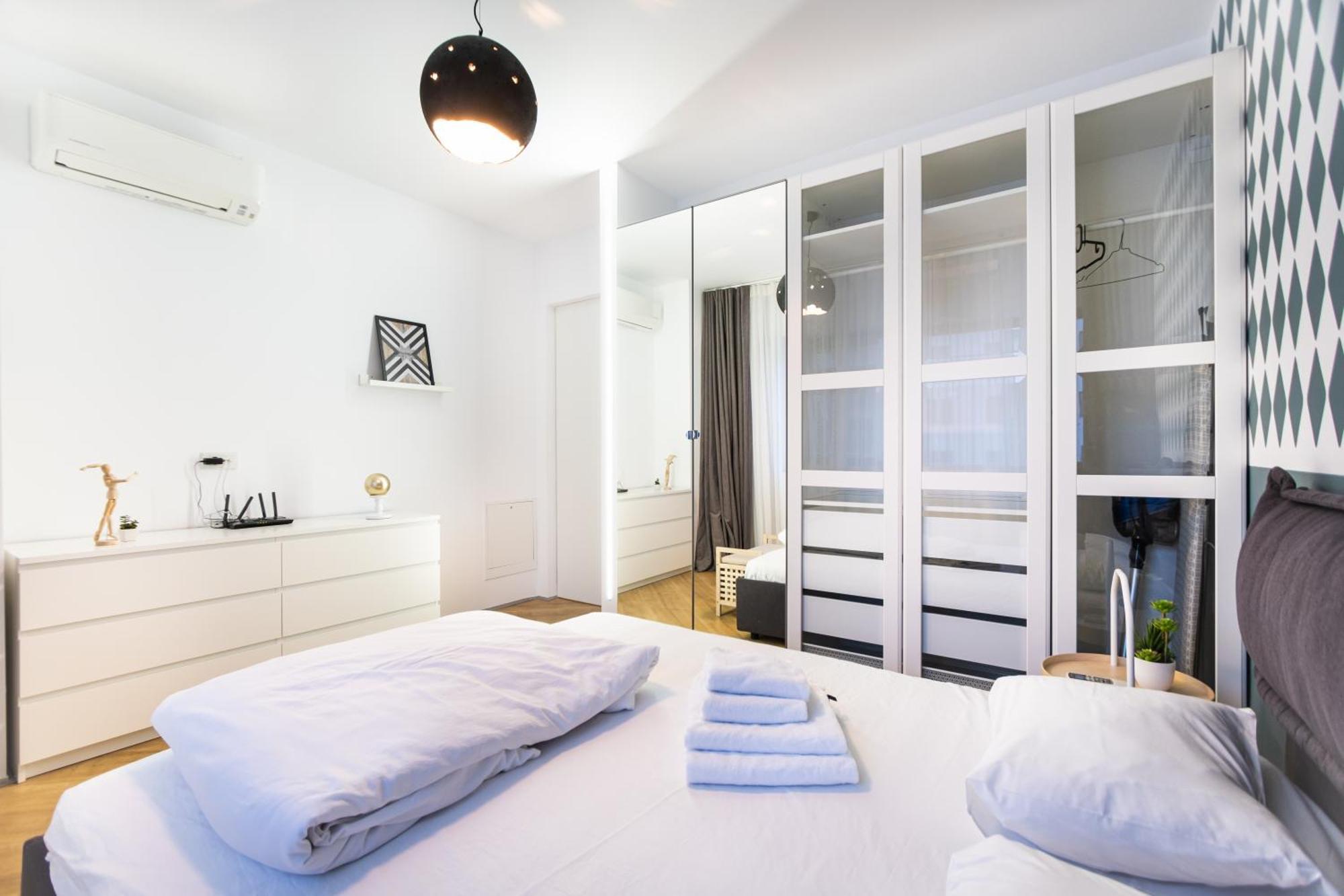 Luxury Pipera Apartamento Voluntari Exterior foto