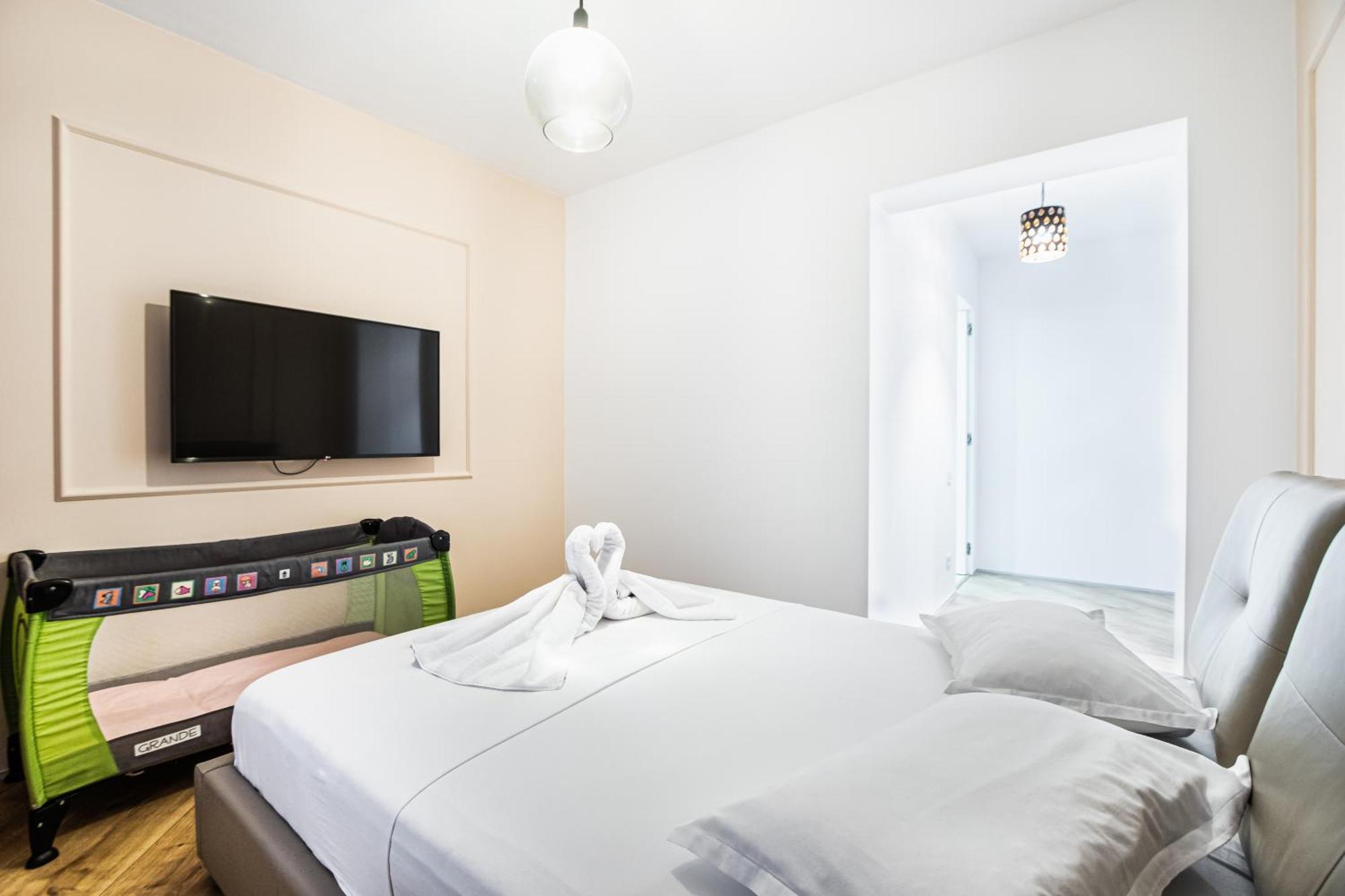 Luxury Pipera Apartamento Voluntari Exterior foto